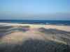 Der feine und helle Sand am Strand....